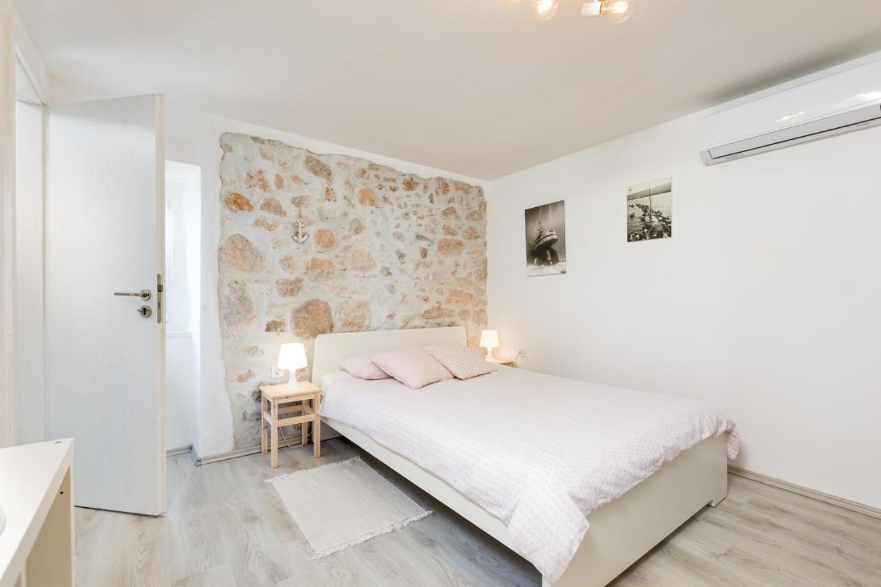 Guest House Otto Punat Exterior foto