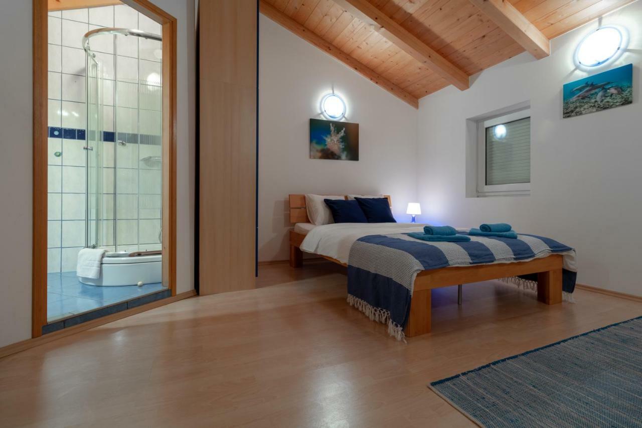 Guest House Otto Punat Exterior foto